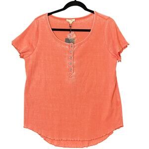 NWT June & Delaney Orange/Coral Button Front Scoop Neck Short Sleeve Tee